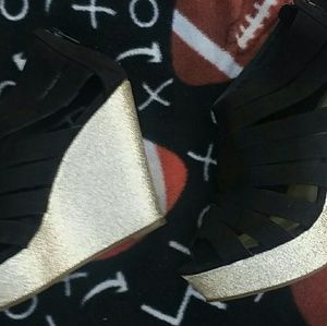 Black Wedge Shoes